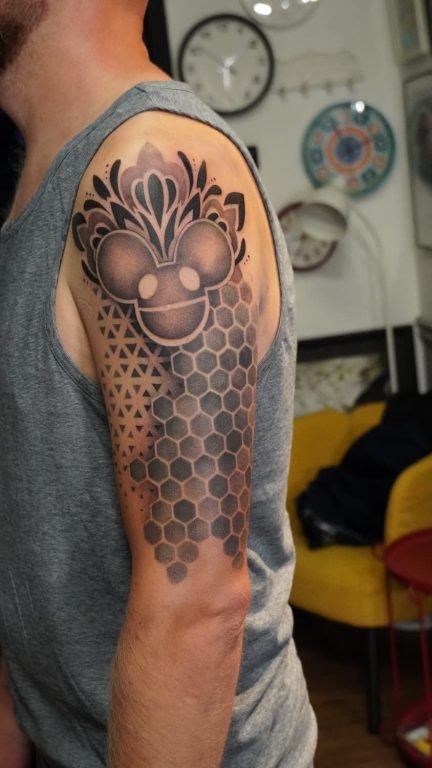 Ornamentāli un mandalu tetovējumi